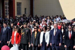 BİŞKEK (AA) – Kırgızistan'da 23 Nisan Ulusal Egemenlik ve Çocuk