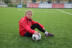 ŞANLIURFA (AA) – YASİN DİKME – Şanlıurfa'da çocukken mahallede futbol