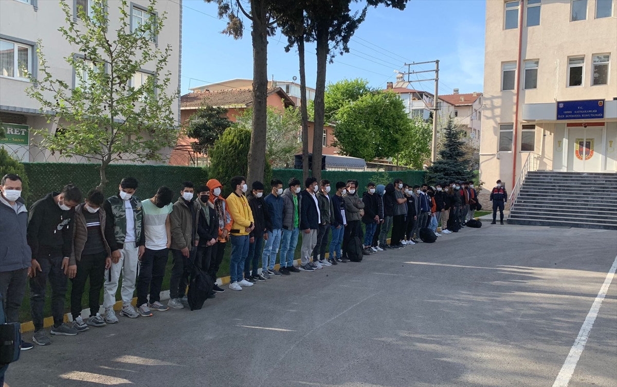 Kocaeli'de 46 düzensiz göçmen yakalandı