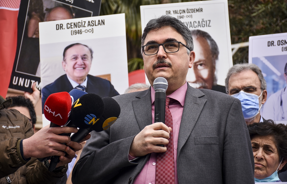 Kovid-19'dan vefat eden Cemil Taşcıoğlu ve sağlık çalışanları anıldı