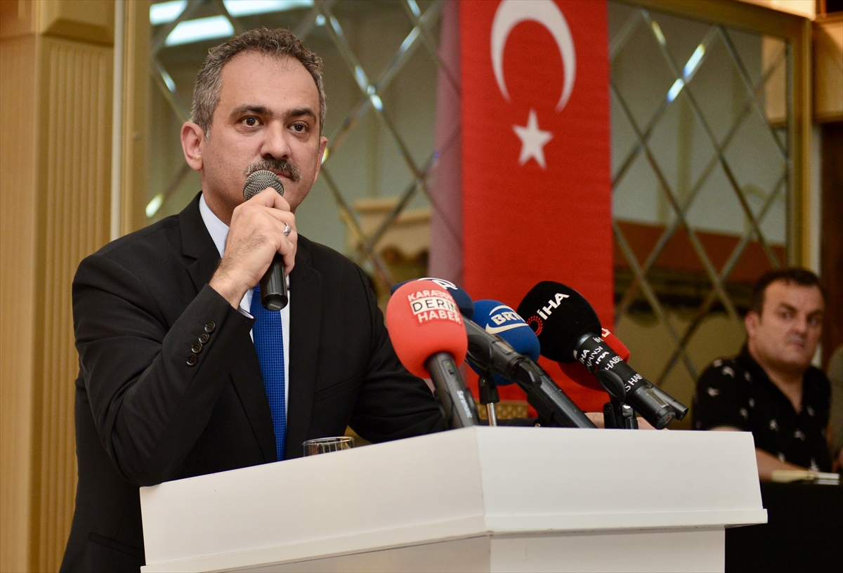 Milli Eğitim Bakanı Özer, Karabük'te konuştu: