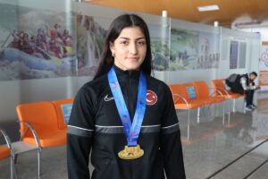 ERZİNCAN (AA) – Bulgaristan'da düzenlenen 23 Yaş Altı Avrupa Güreş