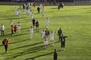 - Polis ekiplerinin biber gazıyla müdahale ettiği kavgada, taraflar güçlükle