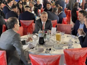 LONDRA (AA) – Türkiye'nin Londra Büyükelçisi Ümit Yalçın, İngiltere ve