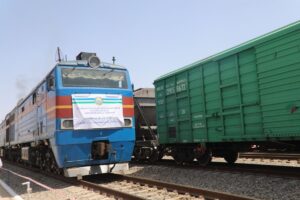 TAŞKENT (AA) – Özbekistan, Ramazan Bayramı öncesinde Afganistan’a 4 bin