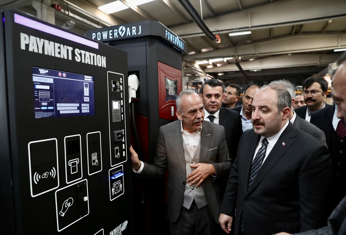 Sanayi ve Teknoloji Bakanı Mustafa Varank, Karaman OSB'de tesisleri ziyaret etti