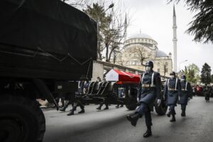 İSTANBUL (AA) – Adana'da jandarmaya ait minibüs ile otomobilin çarpması