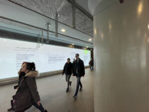 - Yunus Emre Enstitüsü Varşova, "Şehirde Şiir" projesine usta şairin