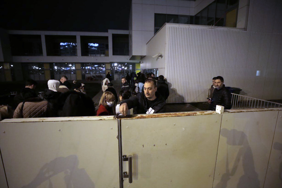 Sırbistan'da seçim sandıkları kapandı