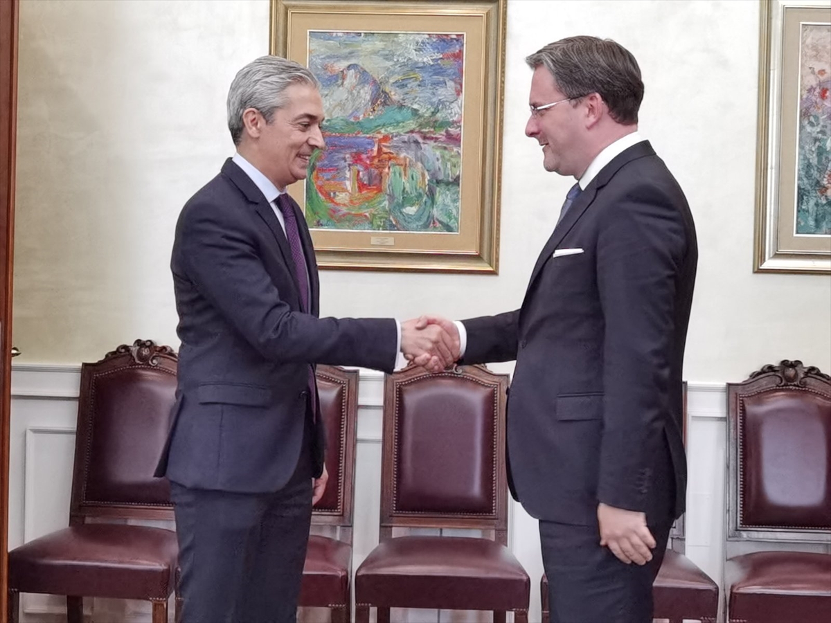 Sırbistan Dışişleri Bakanı Selakovic Türkiye’nin Belgrad Büyükelçisi Aksoy ile görüştü