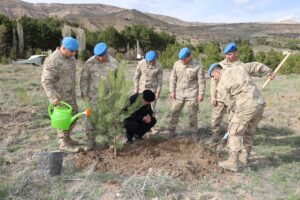 SİVAS (AA) – Sivas Valisi Salih Ayhan, Jandarma Asayiş Komando