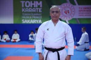 SAKARYA (AA) – EMRE AYVAZ – Küçük yaşta başladığı karateyi