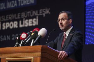 ANKARA (AA) – Milli Eğitim Bakanı Mahmut Özer, mesleki eğitimde