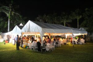 DARÜSSELAM (AA) – Tanzanyalı Türkiye mezunları, Türkiye'nin Darüsselam Büyükelçiliği himayesinde