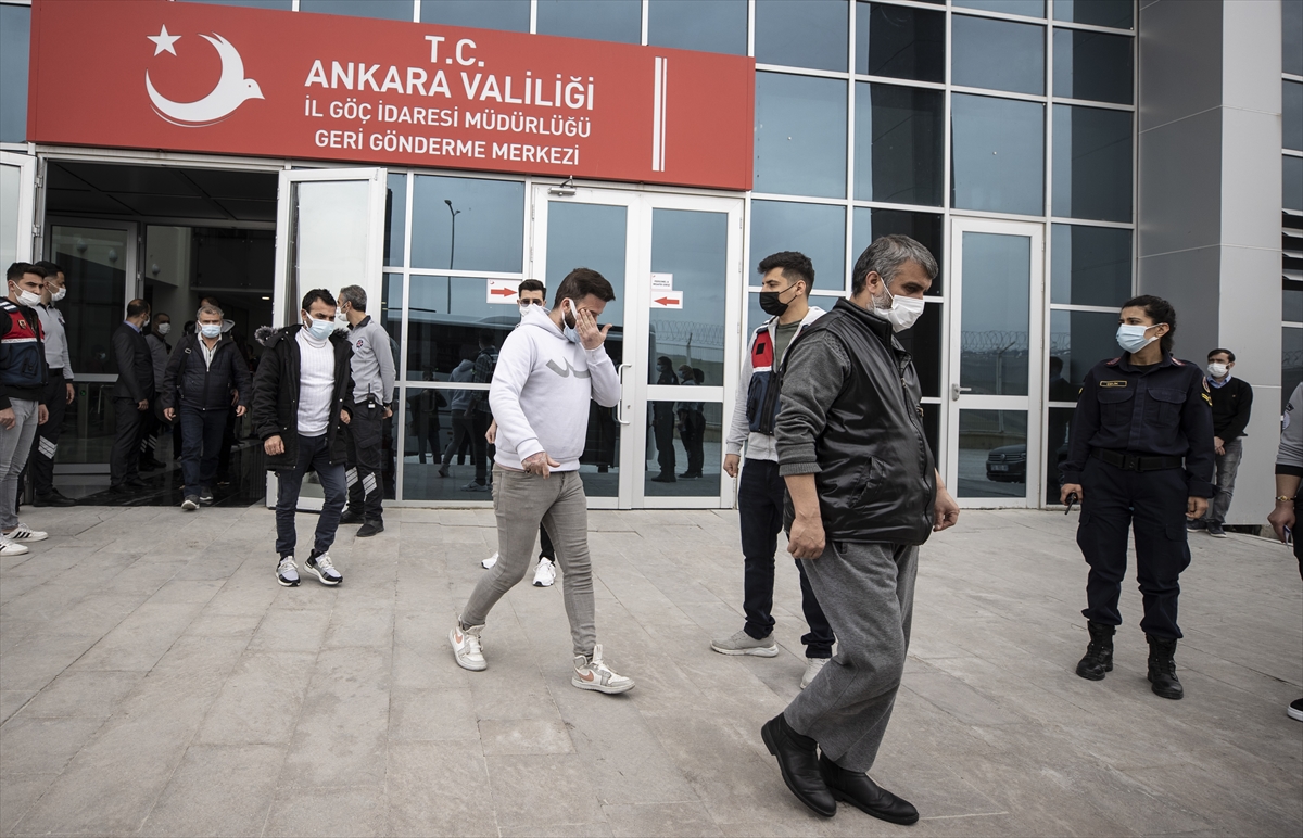 Türkiye'nin “geri gönderme merkezleri” kapasitesi 20 bine çıkacak