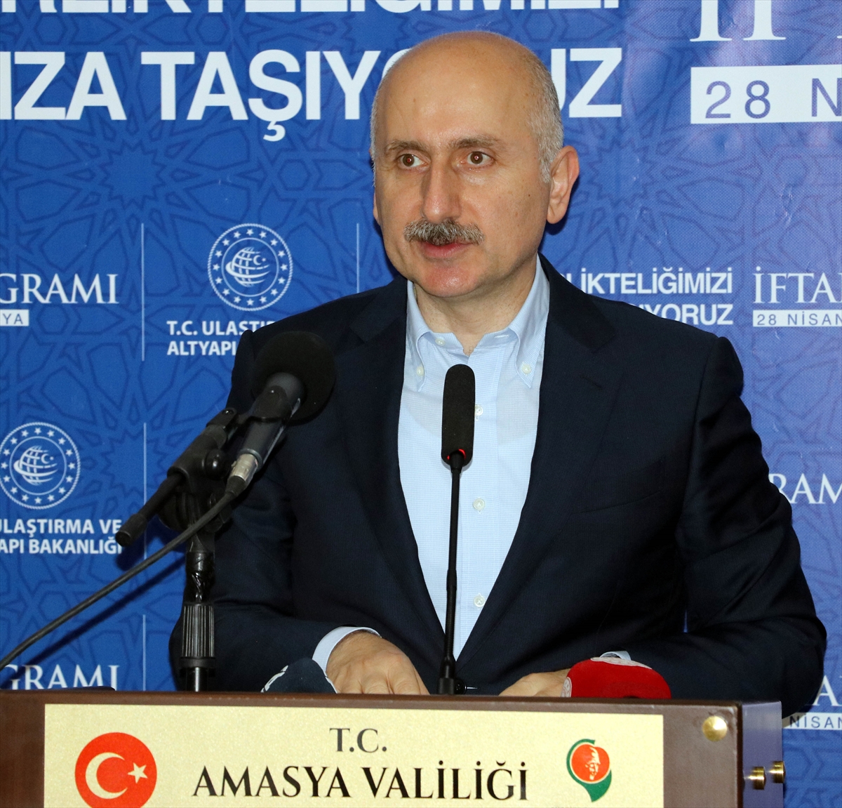 Ulaştırma ve Altyapı Bakanı Karaismailoğlu Amasya'da iftarda konuştu: