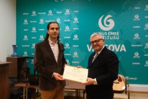 VARŞOVA (AA) – Polonya'da Varşova Yunus Emre Enstitüsünde (YEE) Türkçe