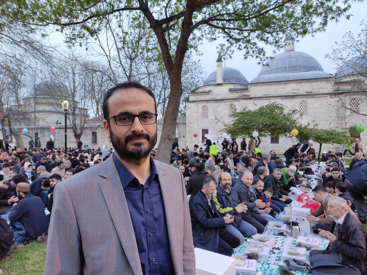 YediHilal Derneğinden “Medine usulü iftar”