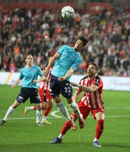 - Yılport Samsunspor: 0 - Royal Hastanesi Bandırmaspor: 1