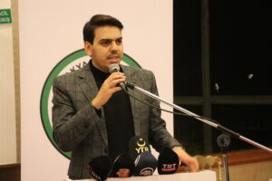 - "Balkanlar'dan büyük bir göç dalgası var. Bizler Balkanları boş