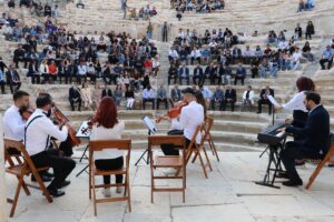 - "Gladyatörler şehri" olarak anılan antik kentte lise öğrencilerinin hazırladığı