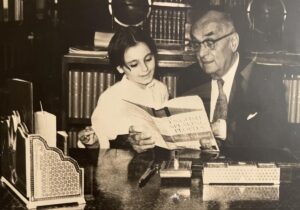 İSTANBUL (AA) – LALE BİLDİRİCİ BÜYÜKKARAKAYA – Başbakan Adnan Menderes,