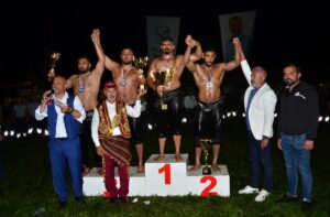 ANTALYA (AA) – Bu yıl 9'uncusu düzenlenen Manavgat Yağlı Pehlivan