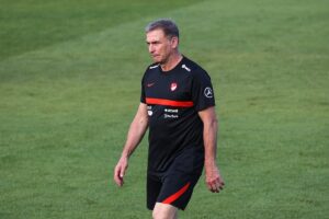 - İzinli olan Cengiz Ünder ve Orkun Kökçü akşam idmanına