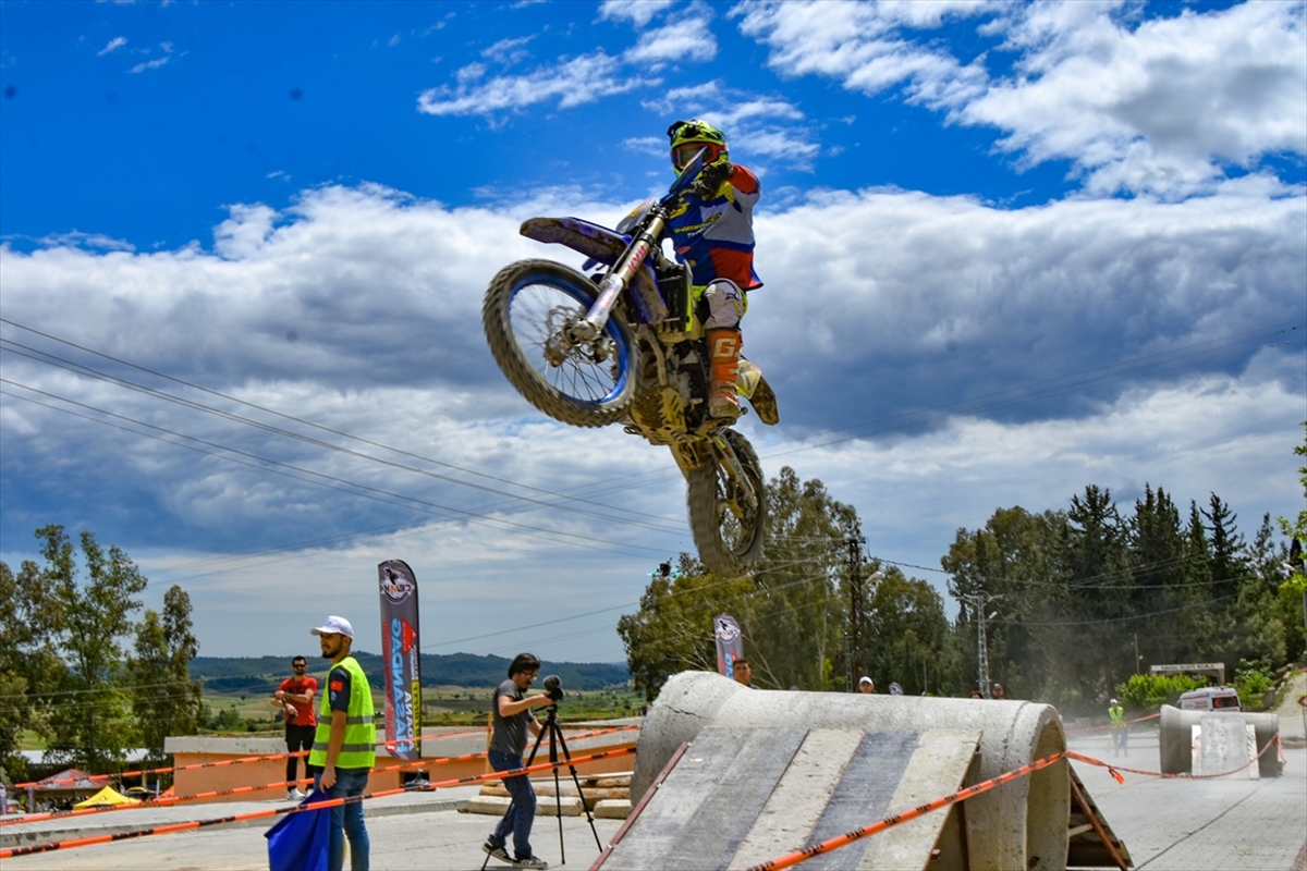 Adana'da Motofest Extrem Enduro Karaisalı Hasandağı 1. Kültür ve Spor Festivali başladı