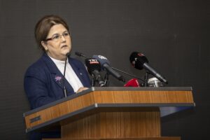 İSTANBUL (AA) – Aile ve Sosyal Hizmetler Bakanı Derya Yanık,