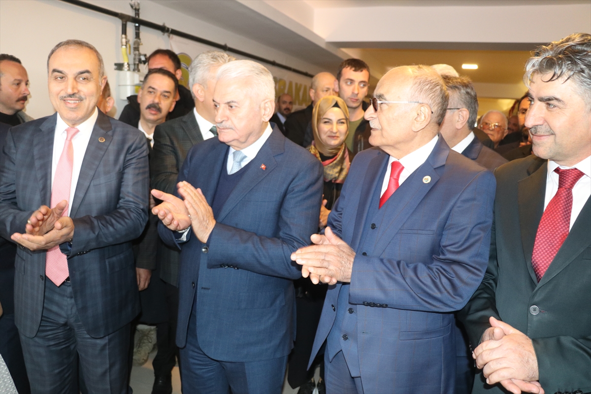 AK Parti Genel Başkanvekili Yıldırım, ERSİAD Erzincan Şubesi'nin açılışını yaptı: