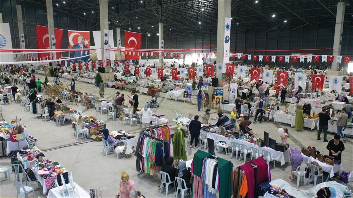 AK Parti İstanbul İl Başkanı Kabaktepe, Tuzla Kent Festivali'ni ziyaret etti