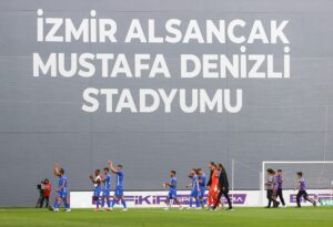 - Altay: 2 - Kasımpaşa: 4