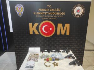 - İl dışından getirdikleri uyuşturucu maddeleri zula tabir edilen evlerde