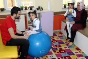 SİVAS (AA) – HALİFE YALÇINKAYA – Sivas'ta otizmli ve bedensel