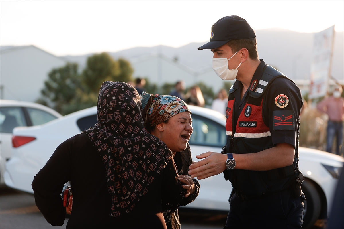 GÜNCELLEME – Antalya'da gübre fabrikasında gaz sızıntısından etkilenenler hastaneye kaldırıldı