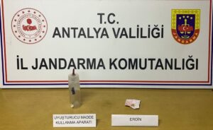 ANTALYA (AA) – Antalya'nın Korkuteli ilçesinde düzenlenen uyuşturucu operasyonunda 3