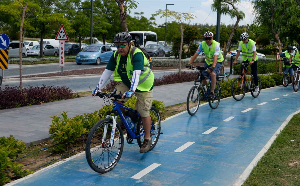 Antaya'da “10. Yeşilay Bisiklet Turu” yapıldı