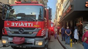 AYDIN (AA) – Aydın'ın Efeler ilçesinde bir apartmanın kazan dairesinde