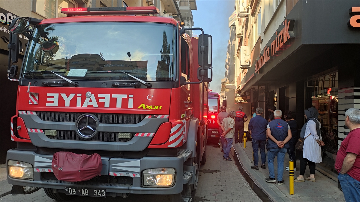 Aydın'da kazan dairesinde çıkan yangında 1 kişi dumandan etkilendi