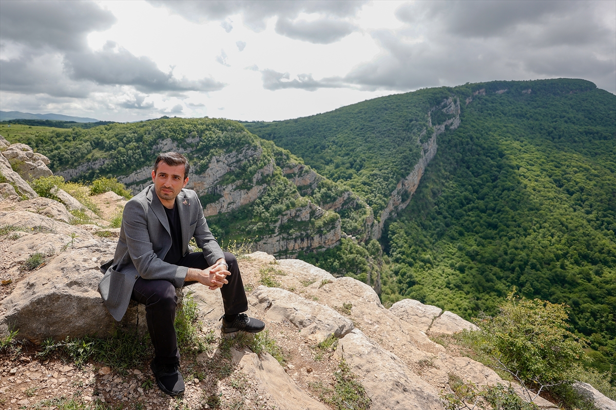 Baykar Teknoloji Lideri Selçuk Bayraktar, Şuşa'yı ziyaret etti: