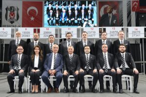 - "Beşiktaş'a hizmet etmek için biz varız diyen bütün arkadaşlarıma