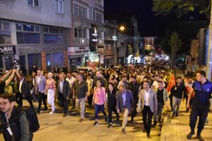 - Bugün yapılması planlanan fener alayı ve konser, 15 Haziran'a