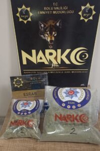 BOLU (AA) – Anadolu Otoyolu'nun Bolu kesiminde yolcu otobüsünde vücuduna