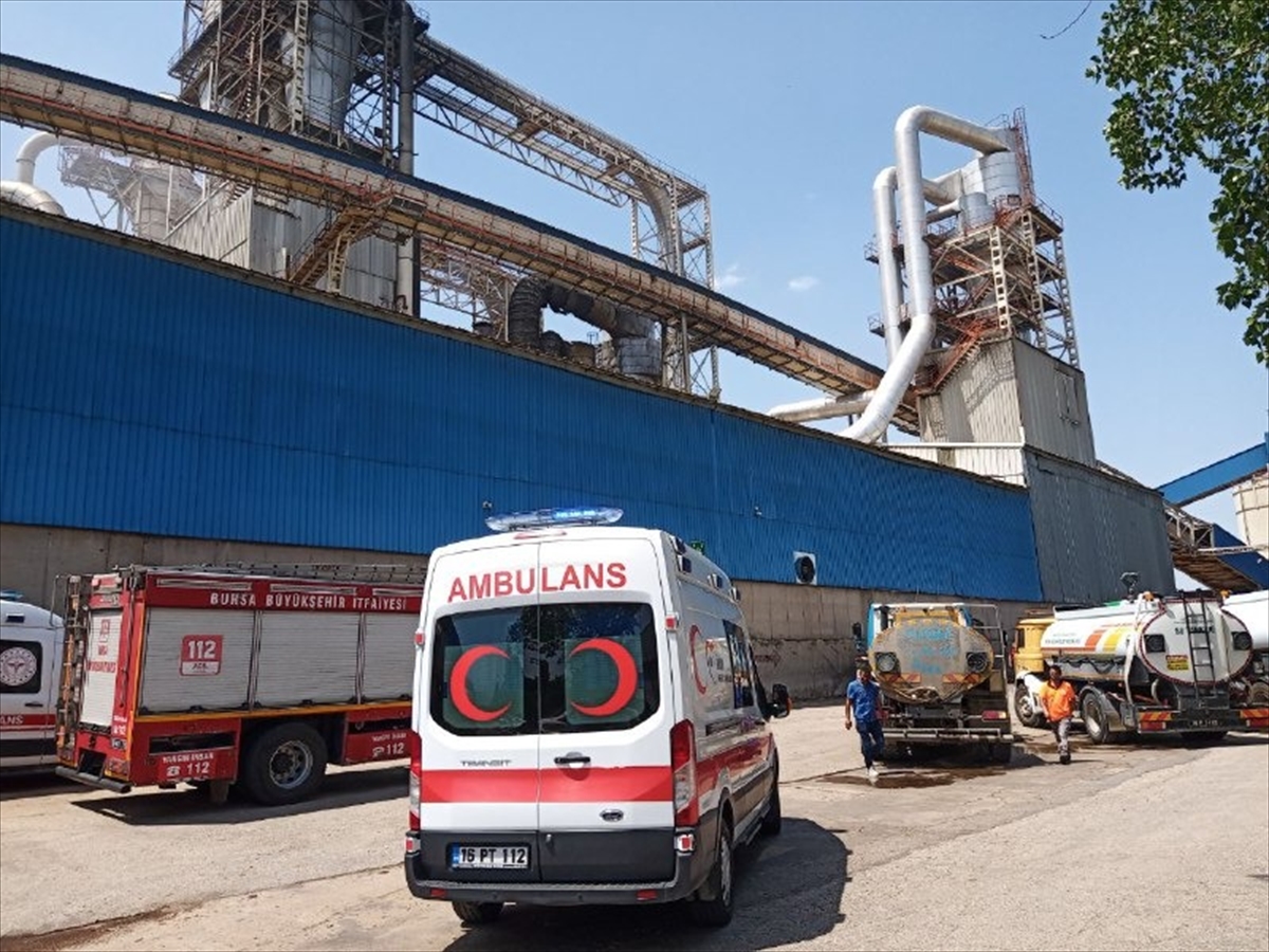 GÜNCELLEME – Bursa'da fabrikada çıkan yangında 1 işçi öldü, 3 işçi yaralandı
