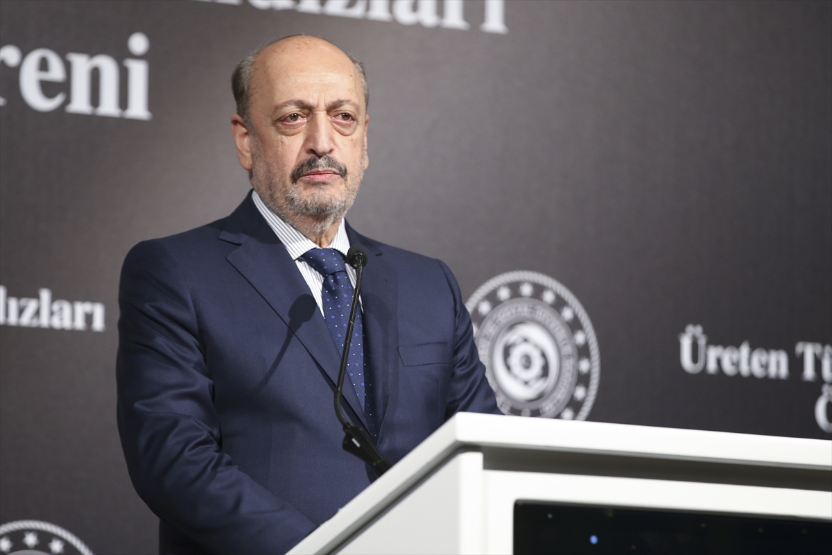 Çalışma ve Sosyal Güvenlik Bakanı Bilgin, “Üreten Türkiye'nin Yıldızları Ödül Töreni”nde konuştu: