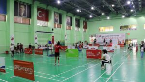 - Badminton sporuyla uğraşan devlet koruması altındaki 219 çocuğun yer
