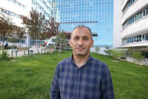 ÇORUM (AA) – Çorum'da sahipsiz köpekten kaçarken düşüp ağır yaralanan