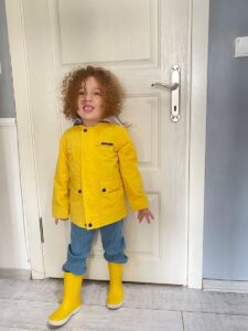 İSTANBUL (AA) – Doğuştan ileri işitme kayıplı 3 yaşındaki Atlas