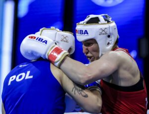 - 70 kiloda yarı finale çıkan Sema Çalışkan, bronz madalyayı